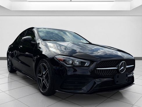 Used 2023 Mercedes-Benz CLA 250 4MATIC image 7