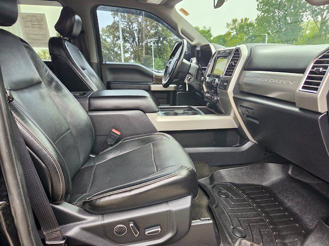 Used 2017 Ford F250 Lariat w/ Chrome Package AWD/4WD image 8