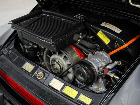 Used 1989 Porsche 911 Turbo RWD image 65