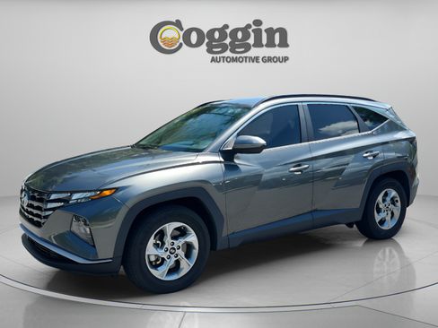 Certified 2022 Hyundai Tucson SEL FWD image 1