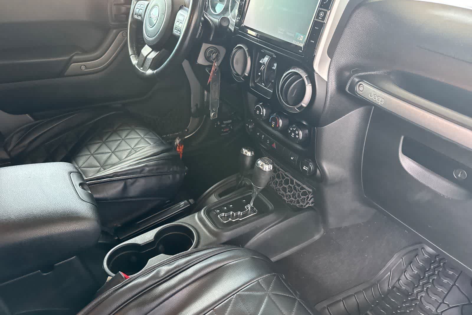 Used 2017 Jeep Wrangler Unlimited Sport w/ Quick Order Package 24S AWD/4WD image 15