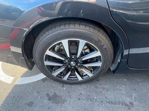 Used 2018 Nissan Altima 2.5 SV w/ 2.5 SV Technology Package FWD image 10