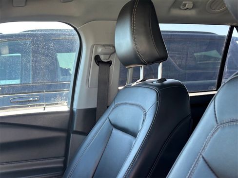 Used 2021 Ford Explorer XLT w/ Equipment Group 202A image 12