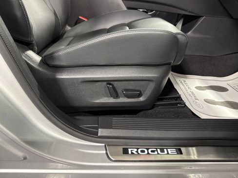 Used 2023 Nissan Rogue SL w/ SL Premium Package AWD/4WD image 11