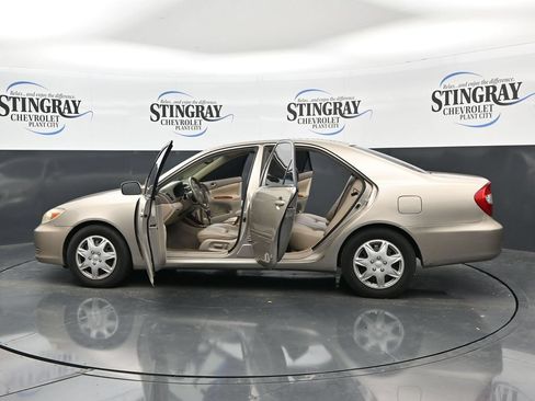 Used 2002 Toyota Camry XLE FWD image 37