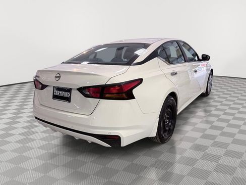 Used 2025 Nissan Altima 2.5 S FWD image 3
