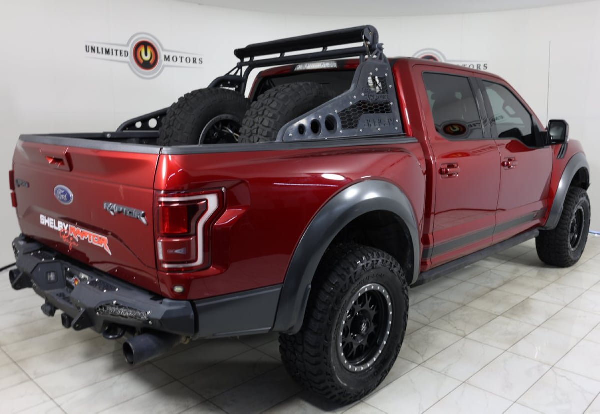Used 2017 Ford F150 Raptor w/ Equipment Group 802A Luxury AWD/4WD image 3