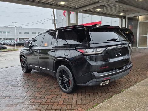Used 2019 Chevrolet Traverse Premier w/ Redline Edition FWD image 4