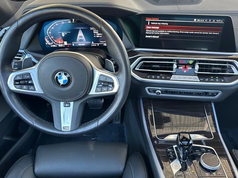 Used 2023 BMW X5 xDrive40i w/ M Sport Package AWD/4WD image 18