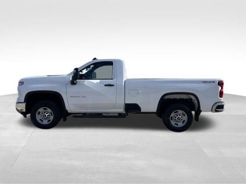Used 2025 Chevrolet Silverado 2500 W/T w/ WT Convenience Package image 5