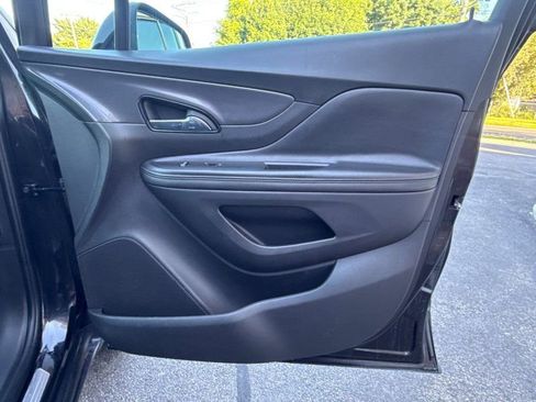 Used 2019 Buick Encore Preferred AWD/4WD image 15