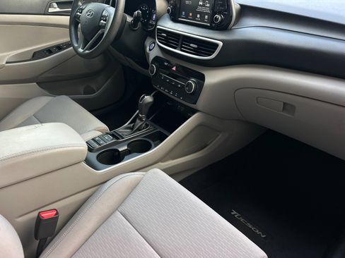 Used 2020 Hyundai Tucson Value w/ Cargo Package image 15