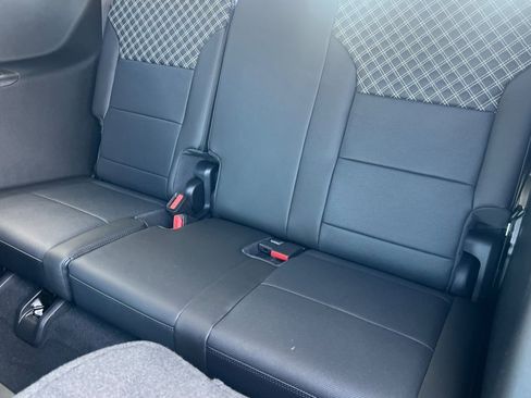 New 2026 GMC Acadia Denali image 12