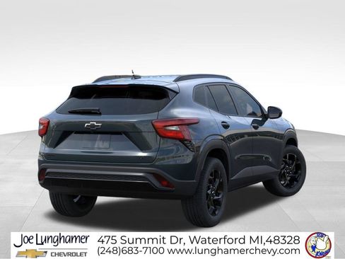New 2026 Chevrolet Trax LT FWD image 4