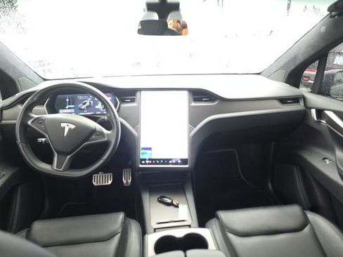 Used 2020 Tesla Model X Performance image 26