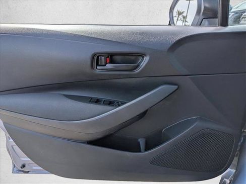 Used 2024 Toyota Corolla LE FWD image 10
