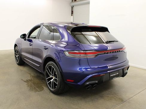 Certified 2023 Porsche Macan AWD/4WD image 3
