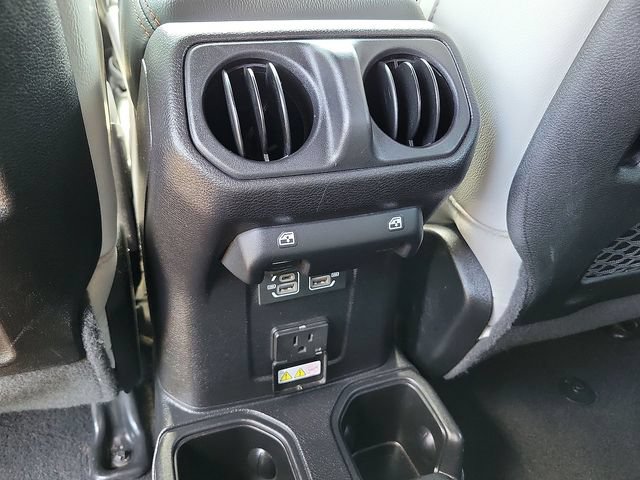 Used 2021 Jeep Gladiator Mojave w/ Safety Group AWD/4WD image 20