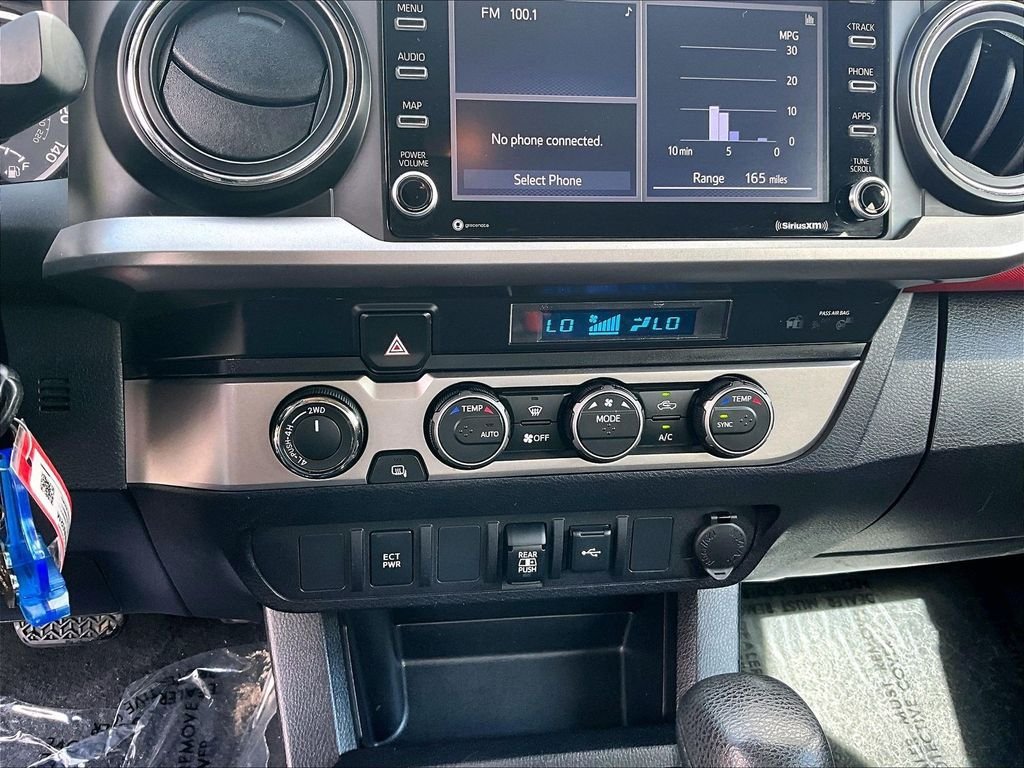 Certified 2021 Toyota Tacoma SR5 AWD/4WD image 26