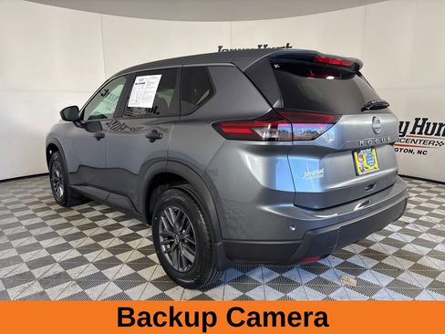 Used 2025 Nissan Rogue S image 7