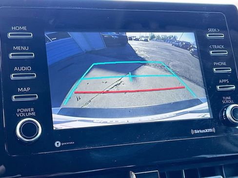 Used 2022 Toyota Camry SE w/ Carpet Mat Package (TMS) AWD/4WD image 13