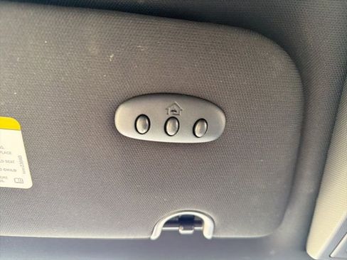 Used 2018 Dodge Grand Caravan GT image 37