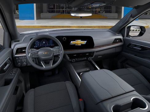 New 2026 Chevrolet Suburban LS AWD/4WD image 15