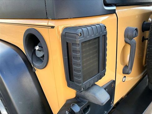 Used 2014 Jeep Wrangler Unlimited Sport w/ Quick Order Package 24S AWD/4WD image 27