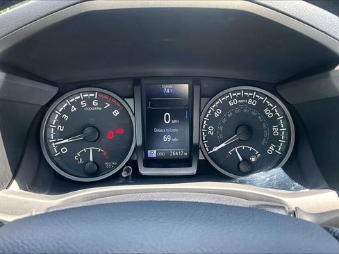 Used 2023 Toyota Tacoma TRD Sport w/ TRD Premium Sport Package AWD/4WD image 26