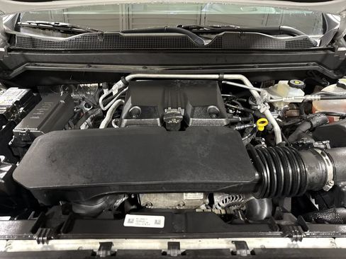 Used 2025 Chevrolet Colorado W/T w/ WT Custom Package AWD/4WD image 25