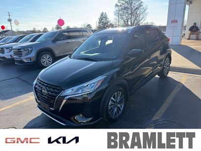 Used 2023 Nissan Kicks SV