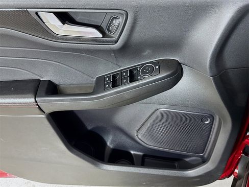 Used 2024 Ford Escape ST-Line image 15