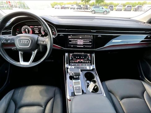 Used 2022 Audi Q8 Premium Plus w/ Premium Plus Package AWD/4WD image 19