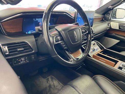 Used 2022 Lincoln Navigator Black Label AWD/4WD image 9