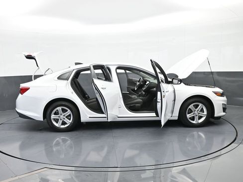 Used 2024 Chevrolet Malibu LS image 67