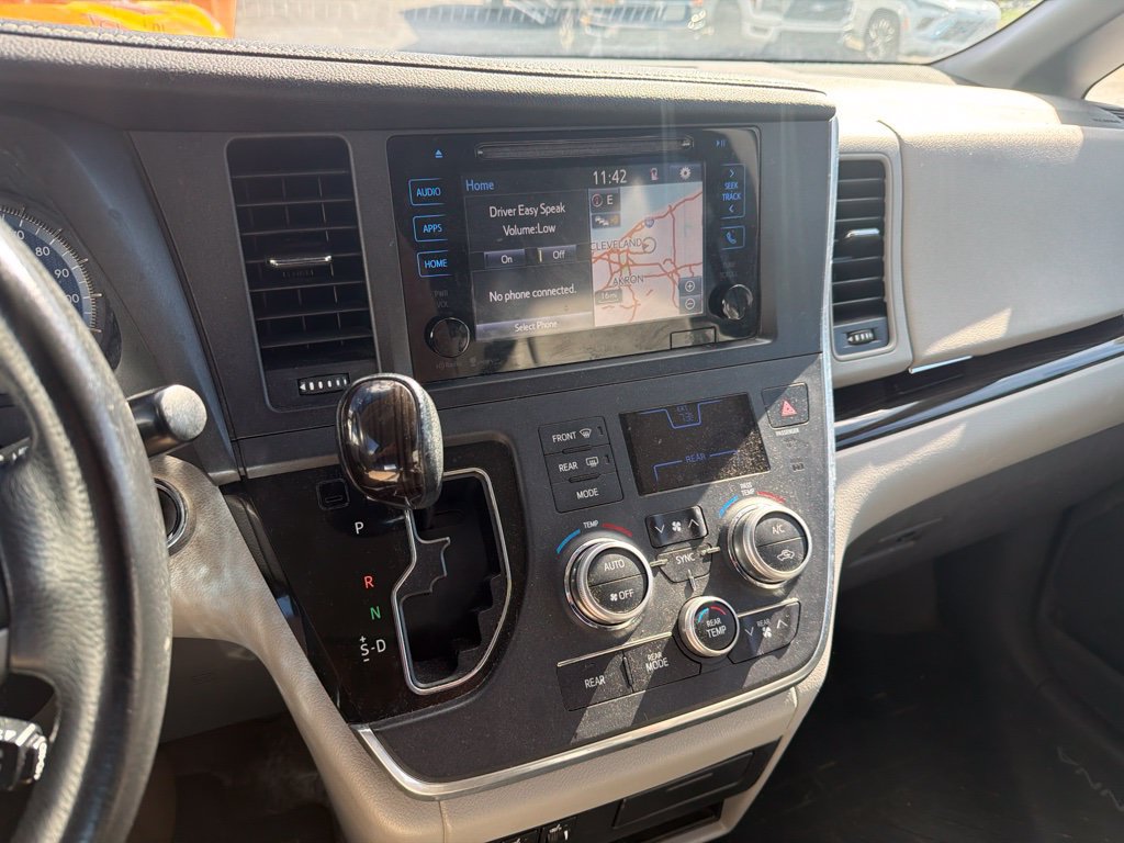 Used 2016 Toyota Sienna XLE w/ XLE Navigation Package AWD/4WD image 16
