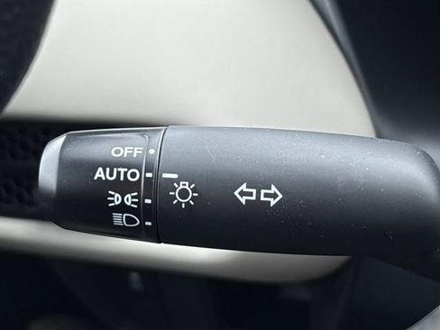 Used 2023 Honda HR-V LX image 21