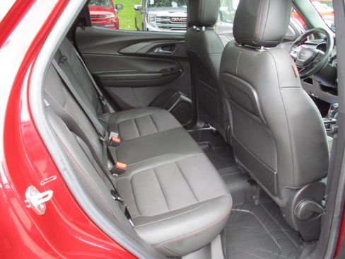 Certified 2023 Chevrolet TrailBlazer RS w/ Sun and Liftgate Package AWD/4WD image 15