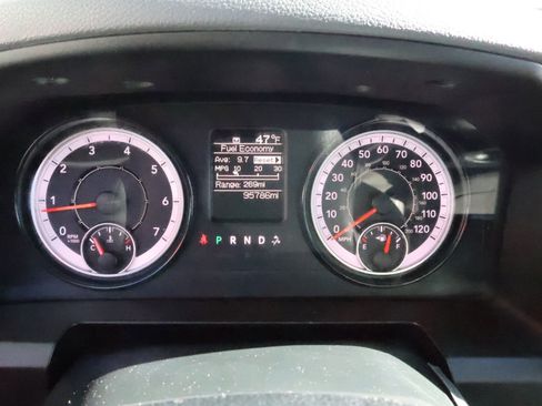 Used 2018 RAM 3500 Tradesman image 43