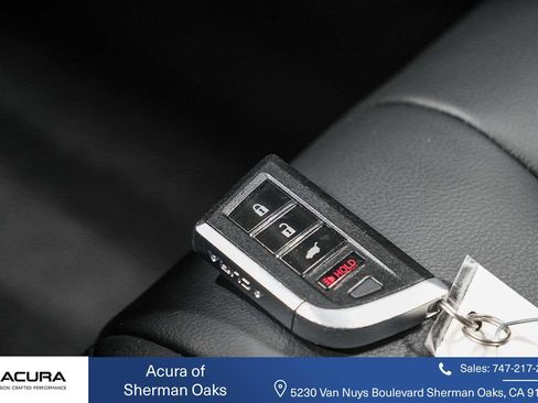 Used 2025 Acura Integra image 32