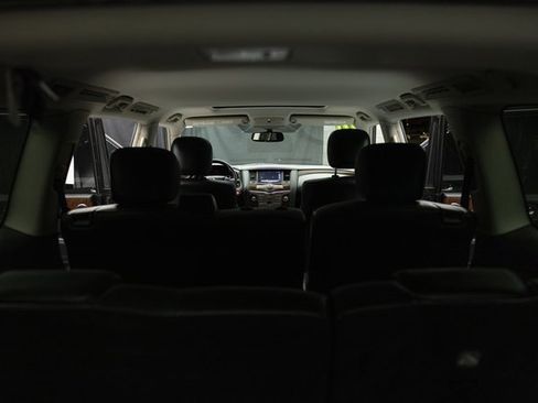 Used 2020 Nissan Armada SL w/ Premium Package image 15