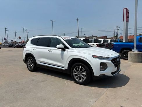 Used 2019 Hyundai Santa Fe SEL FWD image 2