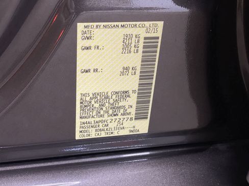 Used 2015 Nissan Altima 2.5 SV w/ Convenience Package image 32