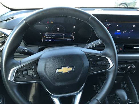 Used 2024 Chevrolet TrailBlazer LT w/ Convenience Package image 16