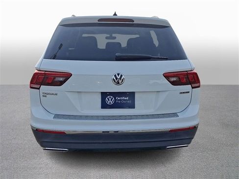 Used 2021 Volkswagen Tiguan SE image 5