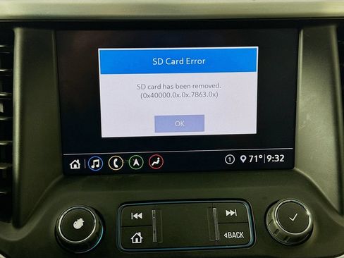 Used 2020 GMC Acadia SLT w/ Premium Package FWD image 13