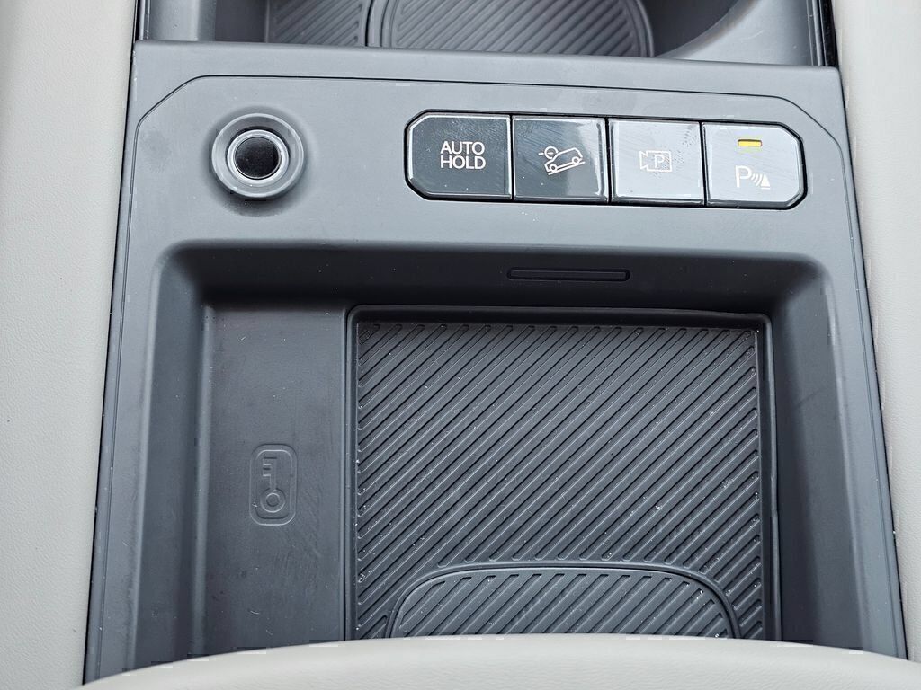 Used 2024 Kia EV9 Land AWD/4WD image 34