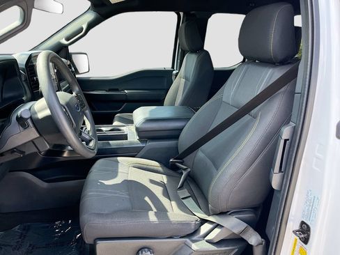 Used 2025 Ford F150 STX w/ Equipment Group 200A RWD image 19