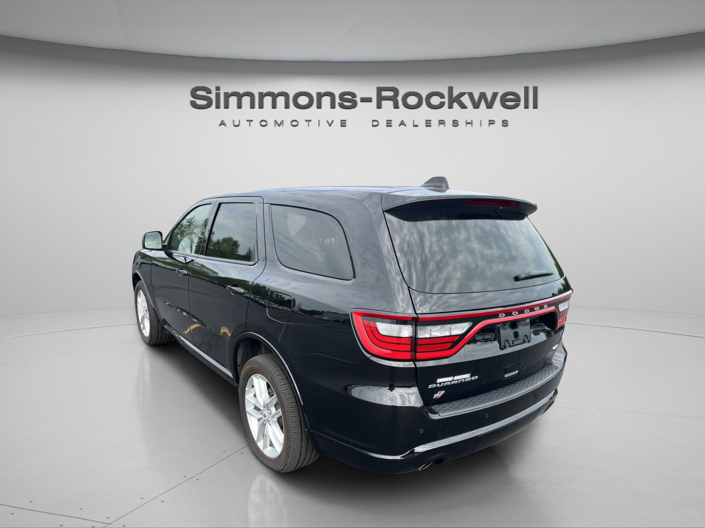 Used 2025 Dodge Durango GT AWD/4WD image 3