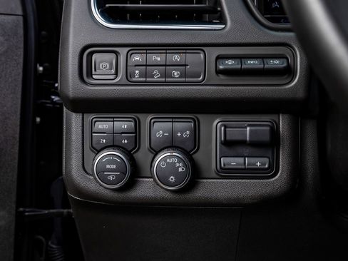 Used 2023 Chevrolet Tahoe High Country image 22